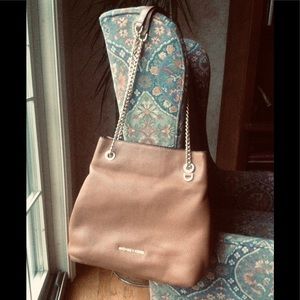 Michael Kors purse/shoulder bag gold link chain